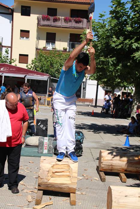 Eguna kirola eginez hasi dute Amezketan 32 1472039820863