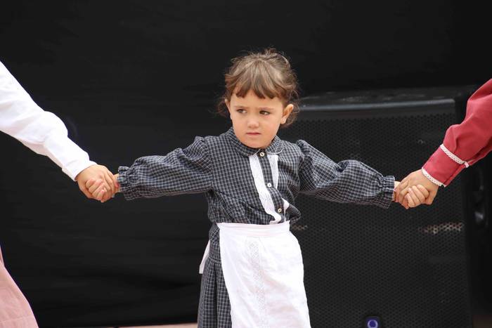 Euskal dantzek harrobia dute 74 1567950083242