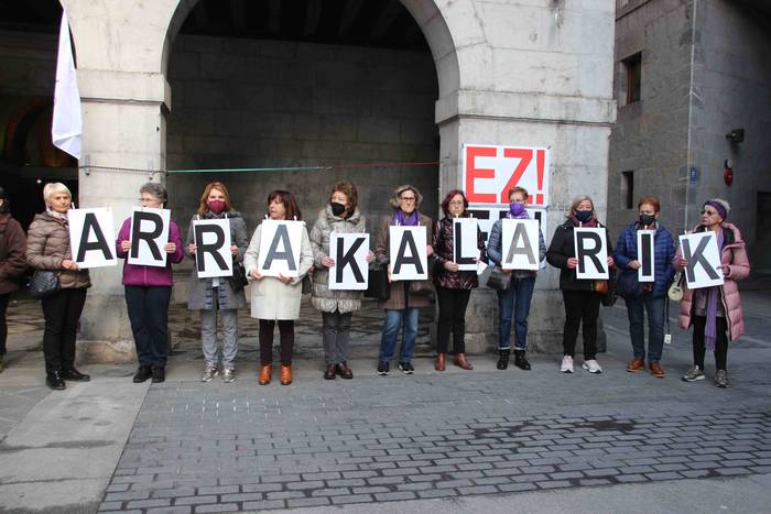 Martxoak 8 bezpera, oneka, p 6 1646657271133