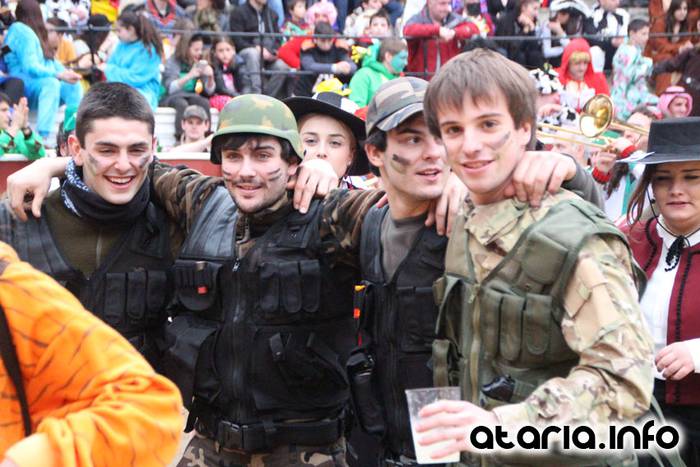 inauteriak 2016 zaldunita zezen plaza 81 1454867203025