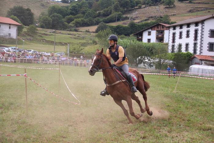 Zaldiak lasterka, gazteak desafioan 79 1472407083026