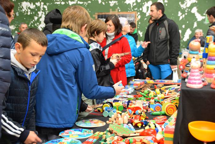 Azoka euriaren gainetik 6 1478447264835