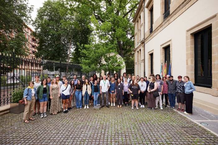 Ateak Ireki egitasmoan parte hartzeko aukera