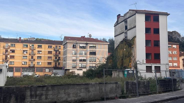 Benta-Txuri eraikina eraitsiko dute