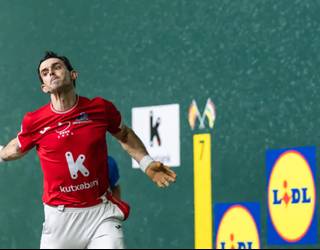 Altuna III.ak lehen puntua, eta Jaka eta Iztueta oraingoz punturik gabe