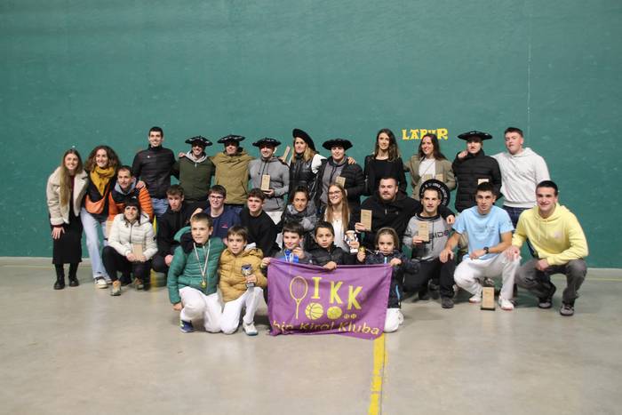 Frontenislari onenak txapelaren bila lehiatuko dira larunbatean