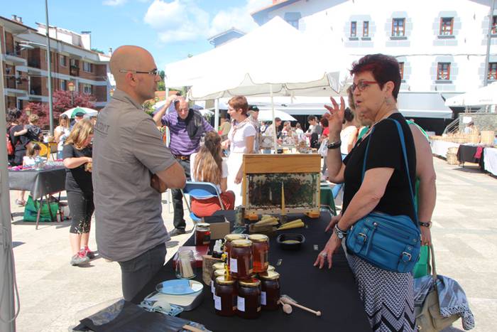 Udaberriko azoka Berrobin 38 1494770606279