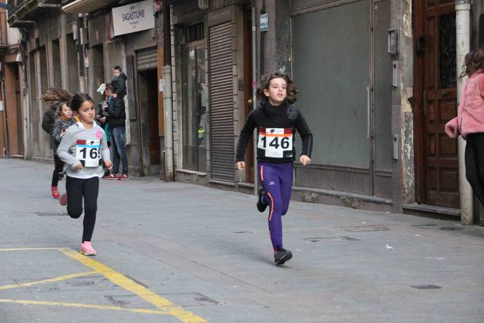 Lehiarik gabe korrika, Alegi 24 1577811887886