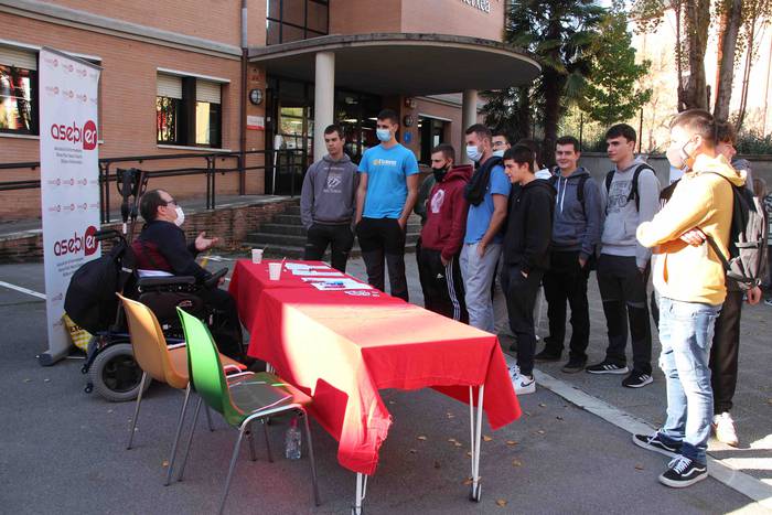 Boluntariotza Azoka, 2021, T 23 1635351637314