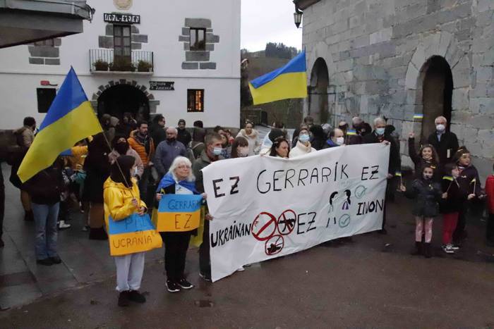 Ukrainaren aldeko elkarretar 20 1646494989535