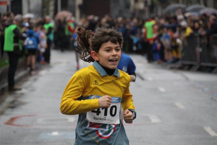 700 haur inguru XXXI. Ero Et 99 1516542449480