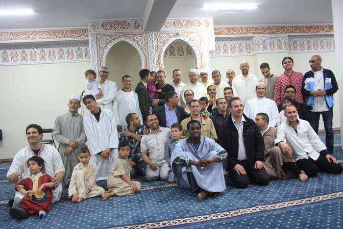 Bukatu dute hilabeteko baraualdia 10 1467801681434