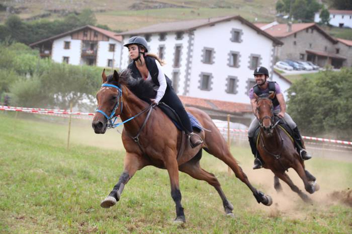 Zaldiak lasterka, gazteak desafioan 92 1472407189319