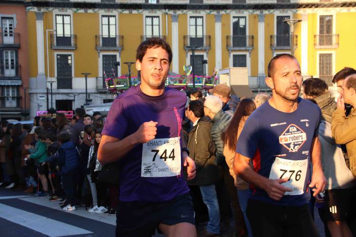 Uzturreko gurutzea lapurtu z 116 1577813979085