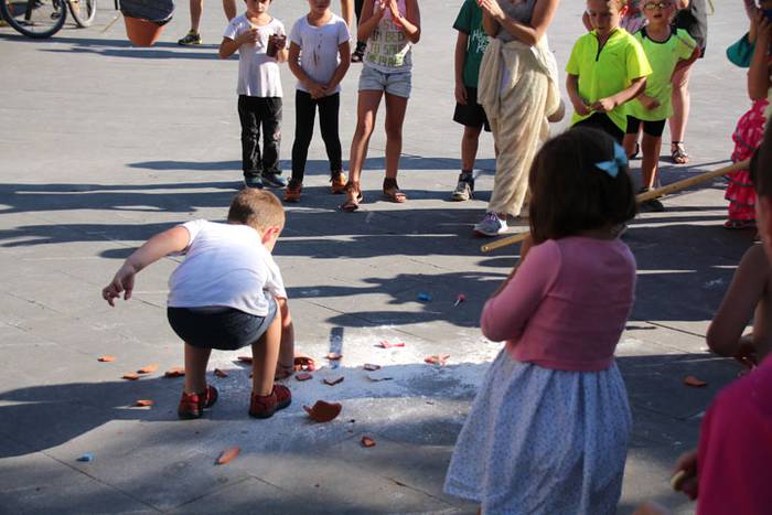 Mailot horia parte hartzaile guztientzat 13 1471109752175