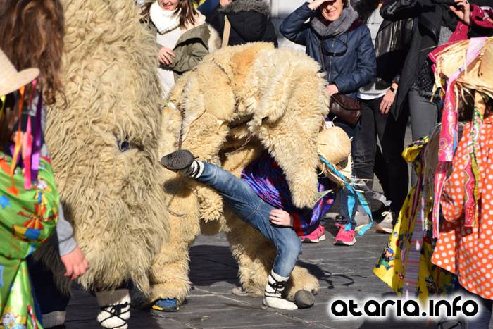 udaberri dantzari txikien kalejira 25 1454767833635