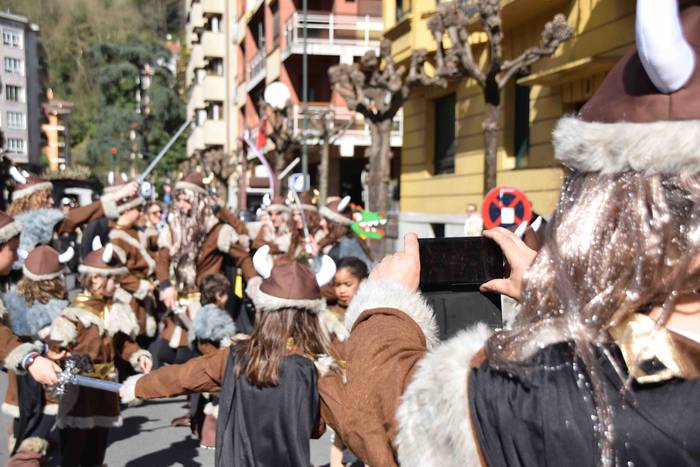 Zaldunita 2019. Karrozak eta 30 1551626332353