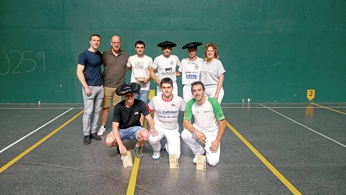 Sarasibar Arbizu binaka eta Madina lau eta erdian, aurtengo Alegiako txapeldunak