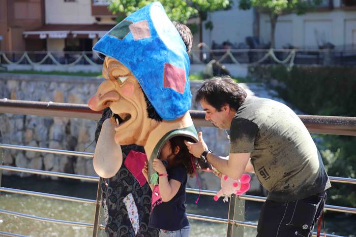 Euskal Jaia Ugaare auzoan 16 1559407122619