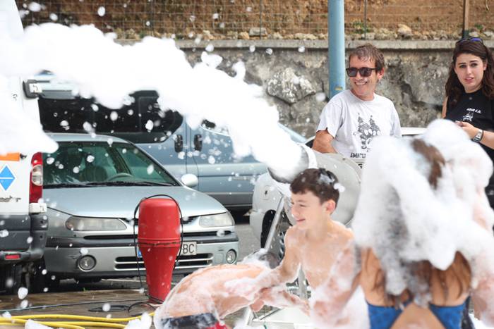 Plazan dardaraka, aparrareki 5 1503679107744