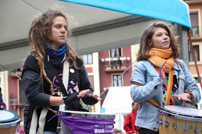 Diskurtsoak politika feminis 9 1543069889014