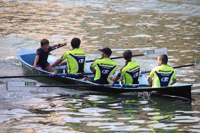 Arraunean, elkartasunez 132 1568479680348