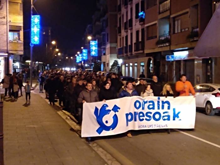 Presoen aldeko ekimenak egin 4 1546512600457