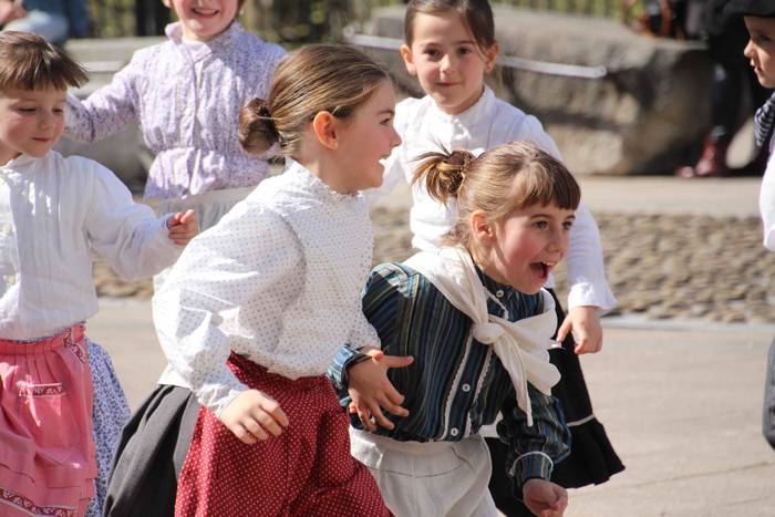 Villabona-dantzari-eguna-Oin 76 1553345940952