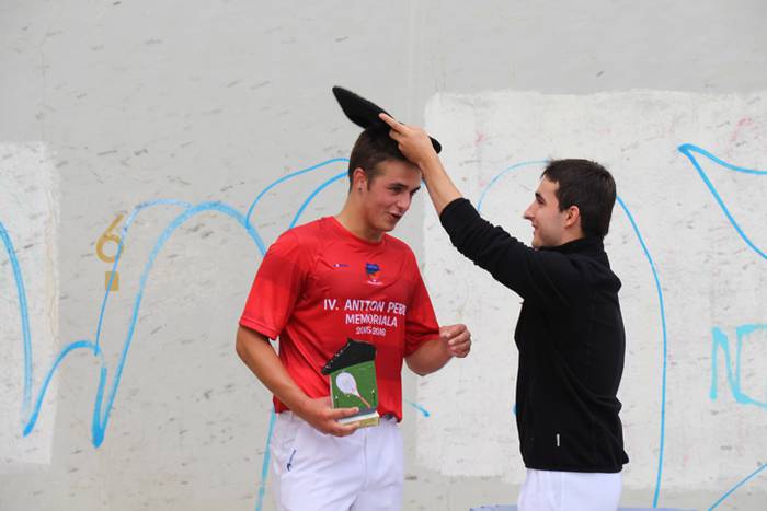 Denetarik festen lehen arratsaldean 23 1469381473716