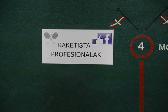 Emakume, raketista eta profe 8 1511035034847