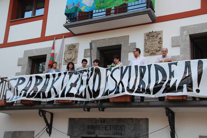 Irurako jaiak 2015 txupinazoa 12 1443204631610