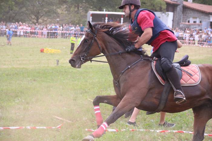 Zaldiak lasterka, gazteak desafioan 113 1472407361256