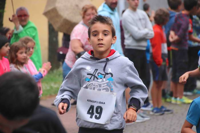Asteasuko haurrek hasi dute  65 1530188741165