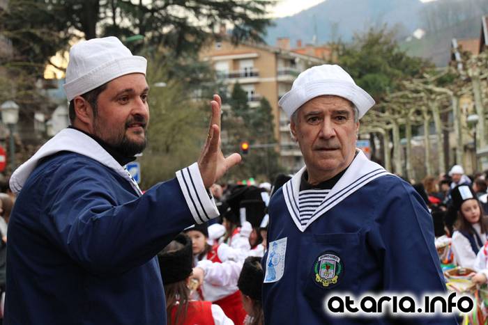 Zaldunita bezperako haur danborrada 27 1454785339727