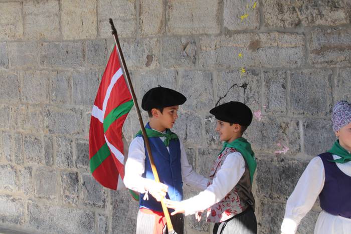 Iritsi da irurarren egun han 8 1506683254247