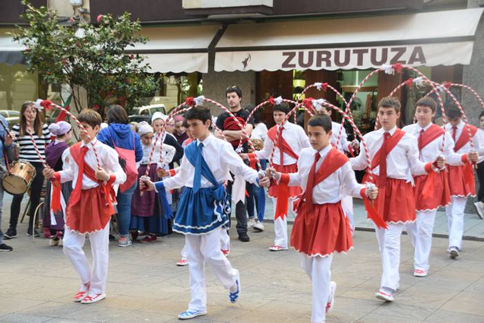 Dantzari Txiki eguna, Tolosa 34 1491651255371