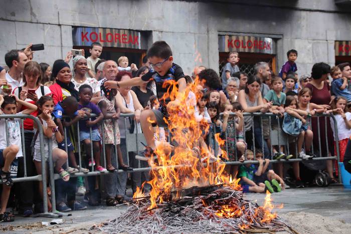 Txikienak ere saltoka 56 1561316754536