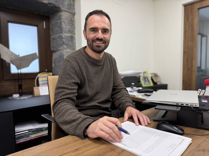 «Nahi genuke barruko eskaeraren araberako neurrian haztea herria»