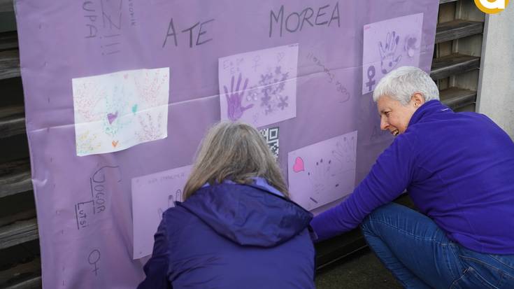 Eskualdea morez jantzi da, azaroaren 25arekin bat eginez