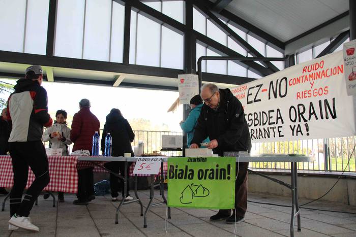 Saihesbidearen alde, festa e 3 1579351303272