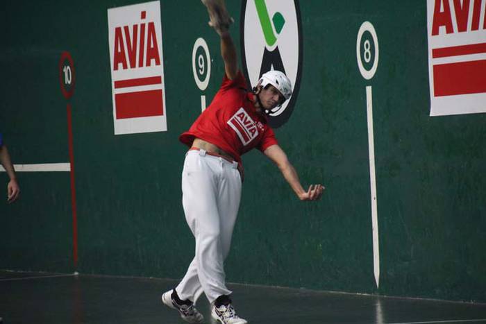 ZESTA PUNTA ELOLAREN OROIMEN 38 1512735480607