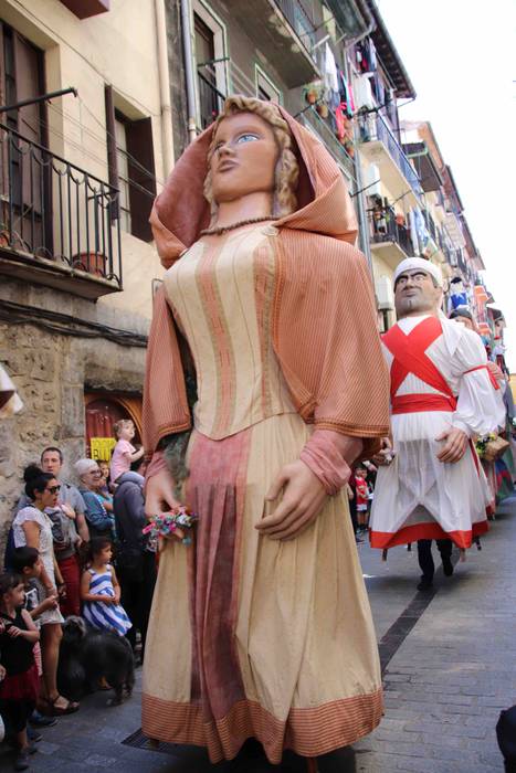 Erraldoiak eta buruhandiak T 54 1561218593795