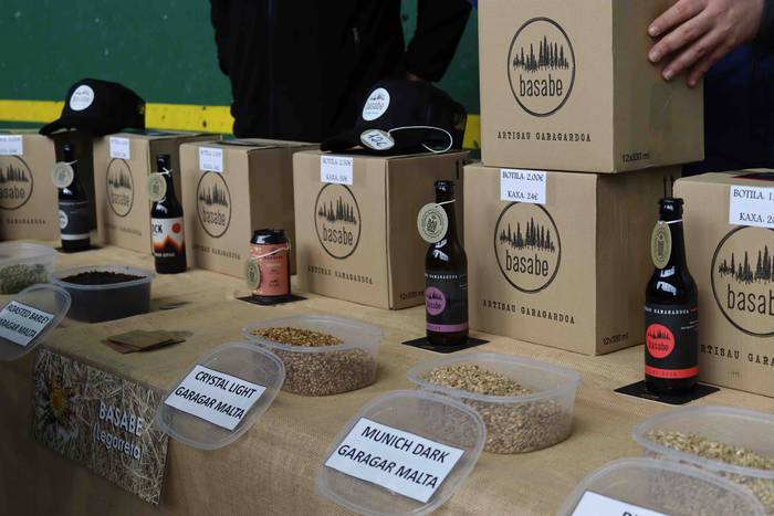 Herriko baserritar eta artis 14 1602415855172