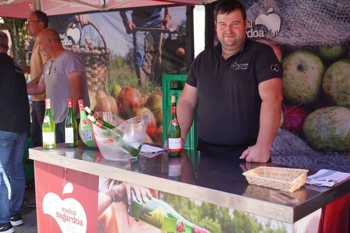 Sagar uzta festa jendetsua 13 1760790632743