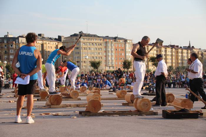 Txapel berdinduena, gipuzkoarren buruan 80 1473085779136