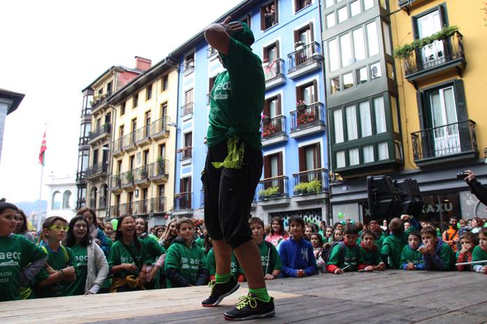 Minbiziari aurrea hartzeko deia 17 1477136378145