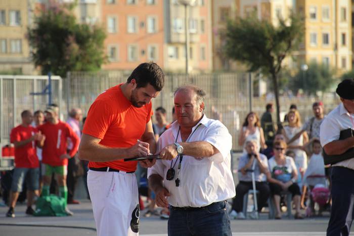 Txapel berdinduena, gipuzkoarren buruan 89 1473085848641