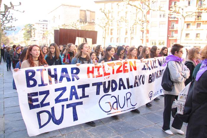 Egunerokorik ez, emakumerik  26 1520518331604