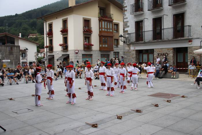 Berastegi san joan dantzak 2 11 1628618931255