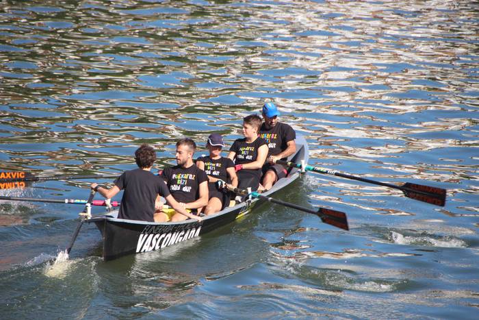 V. Elkartasun Estropada Tolo 32 1537017338607